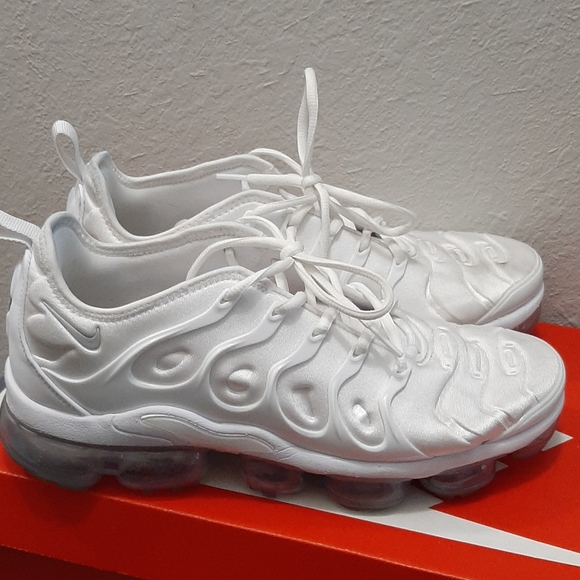 nike air vapormax plus size 13
